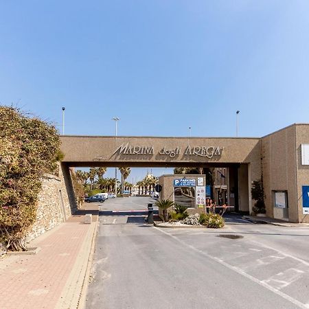 Aregai Marina Exclusive Seaside Apartments Santo Stefano al Mare Exterior photo
